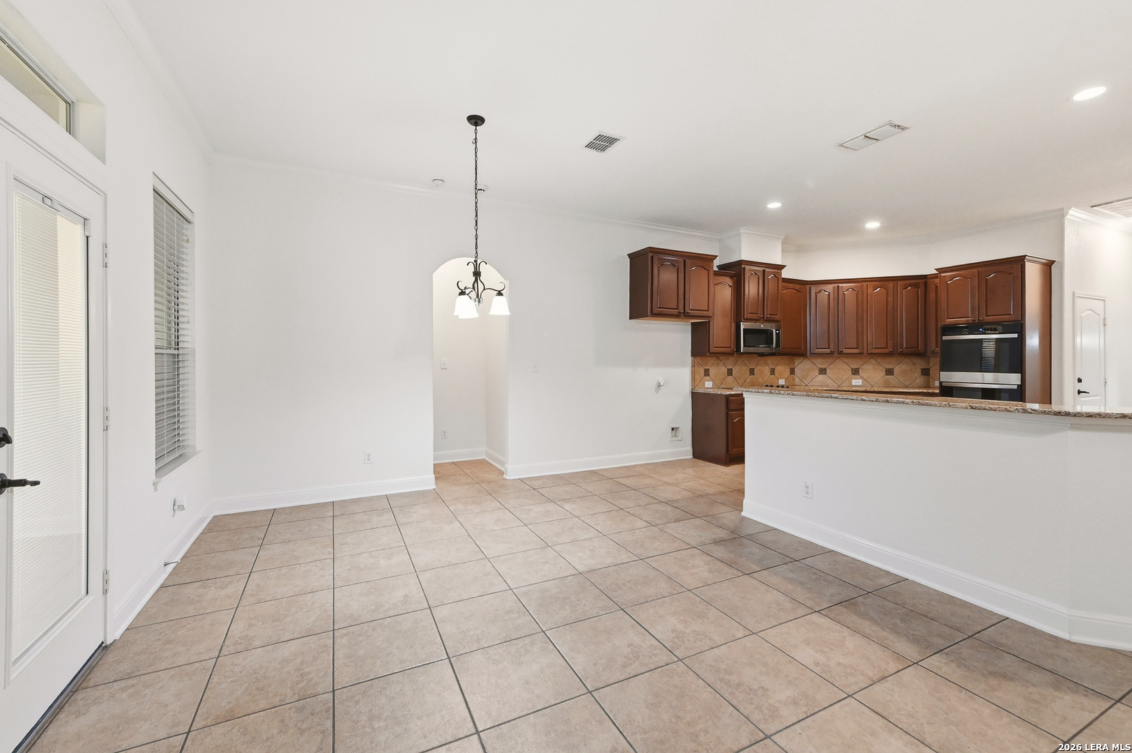6718 Laura Heights Schertz TX 78154
