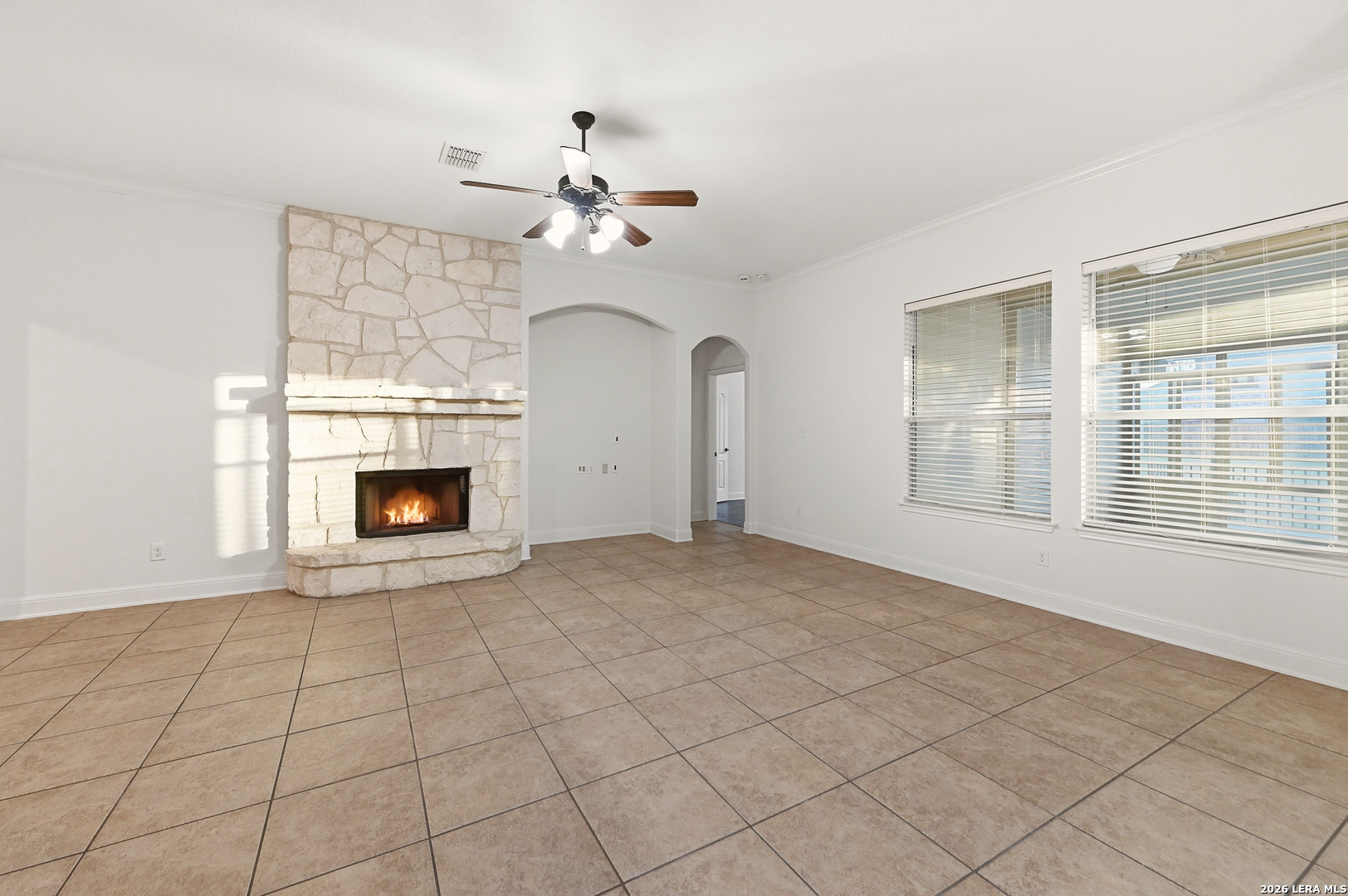 6718 Laura Heights Schertz TX 78154