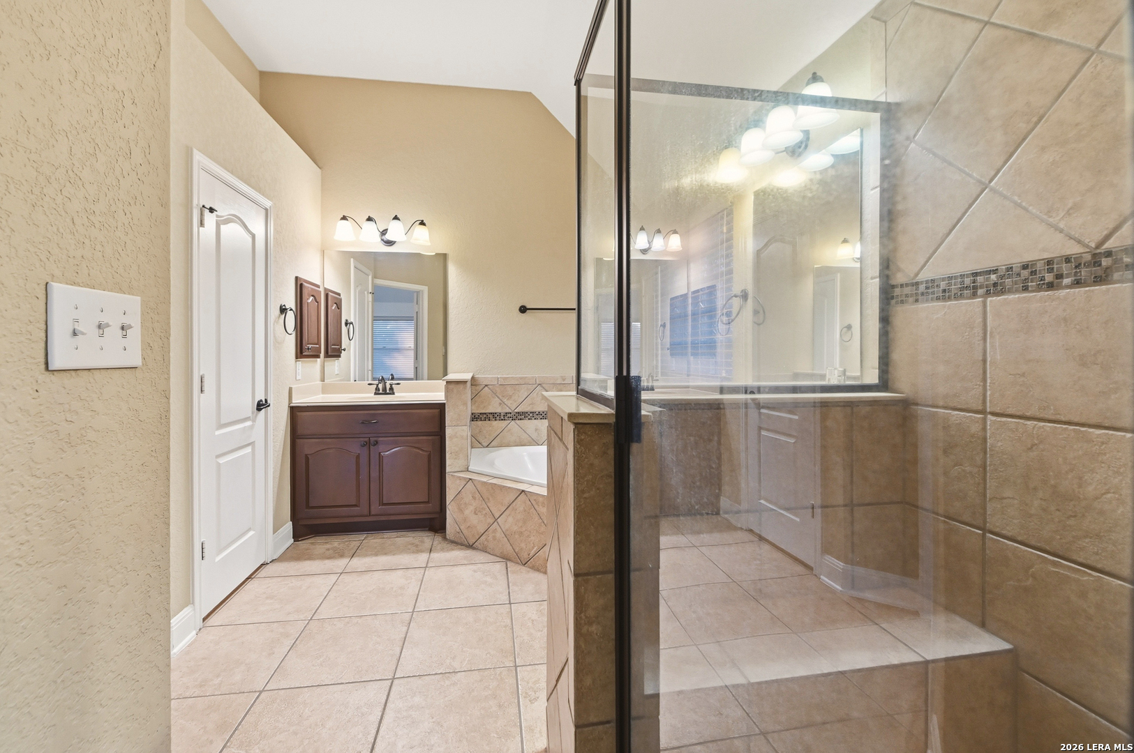 6718 Laura Heights Schertz TX 78154
