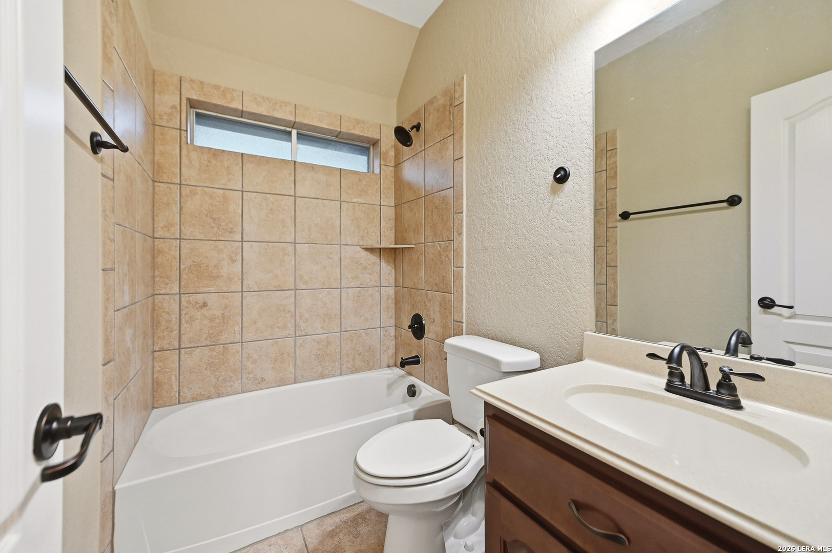 6718 Laura Heights Schertz TX 78154