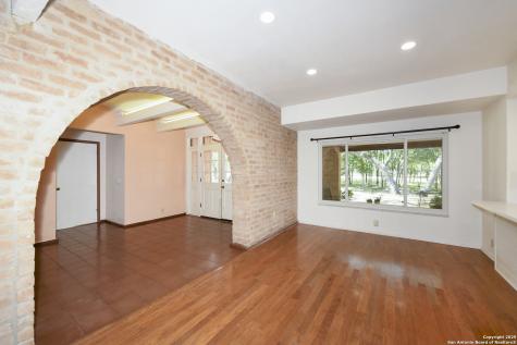 5803 Hollyhock San Antonio TX 78240