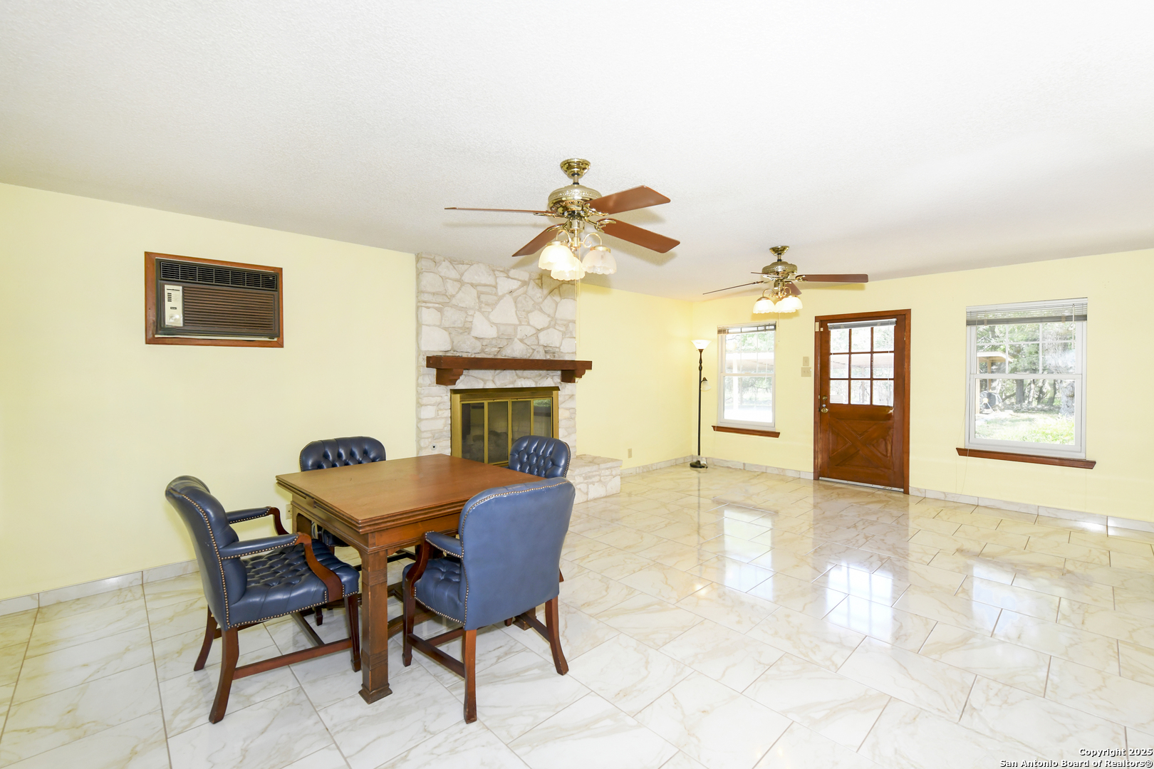 5803 Hollyhock San Antonio TX 78240