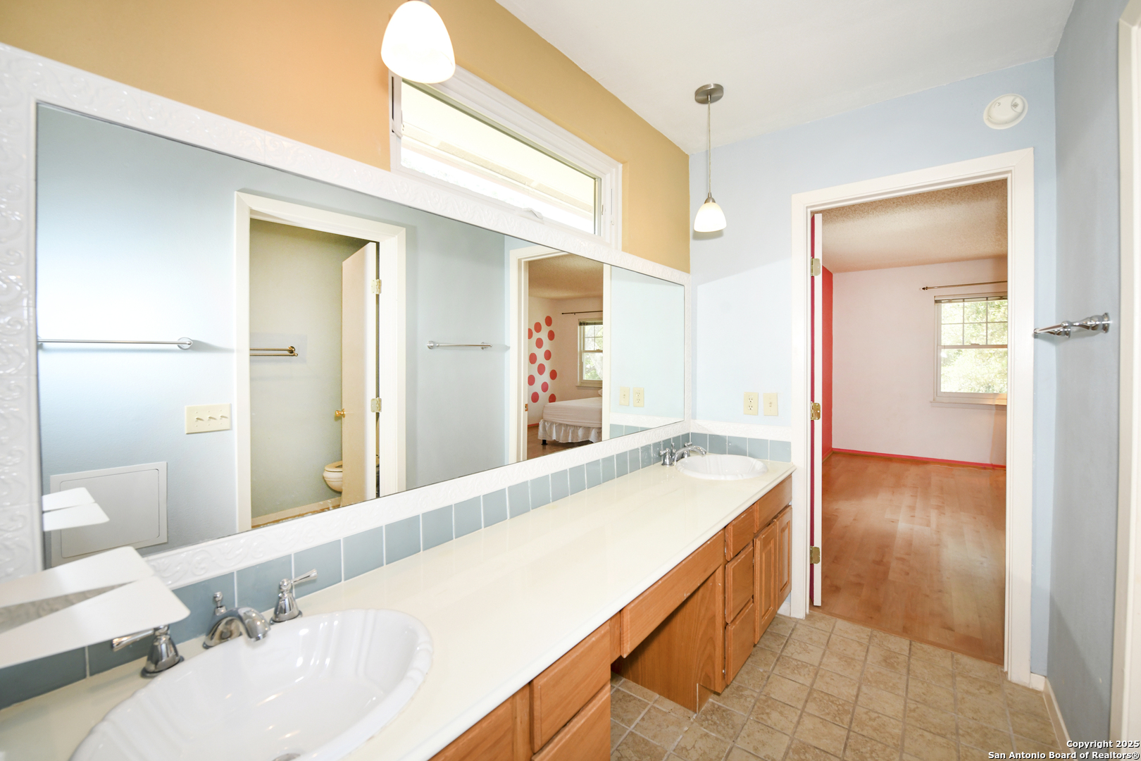 5803 Hollyhock San Antonio TX 78240