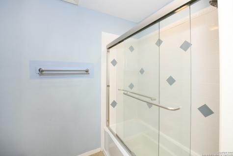 5803 Hollyhock San Antonio TX 78240