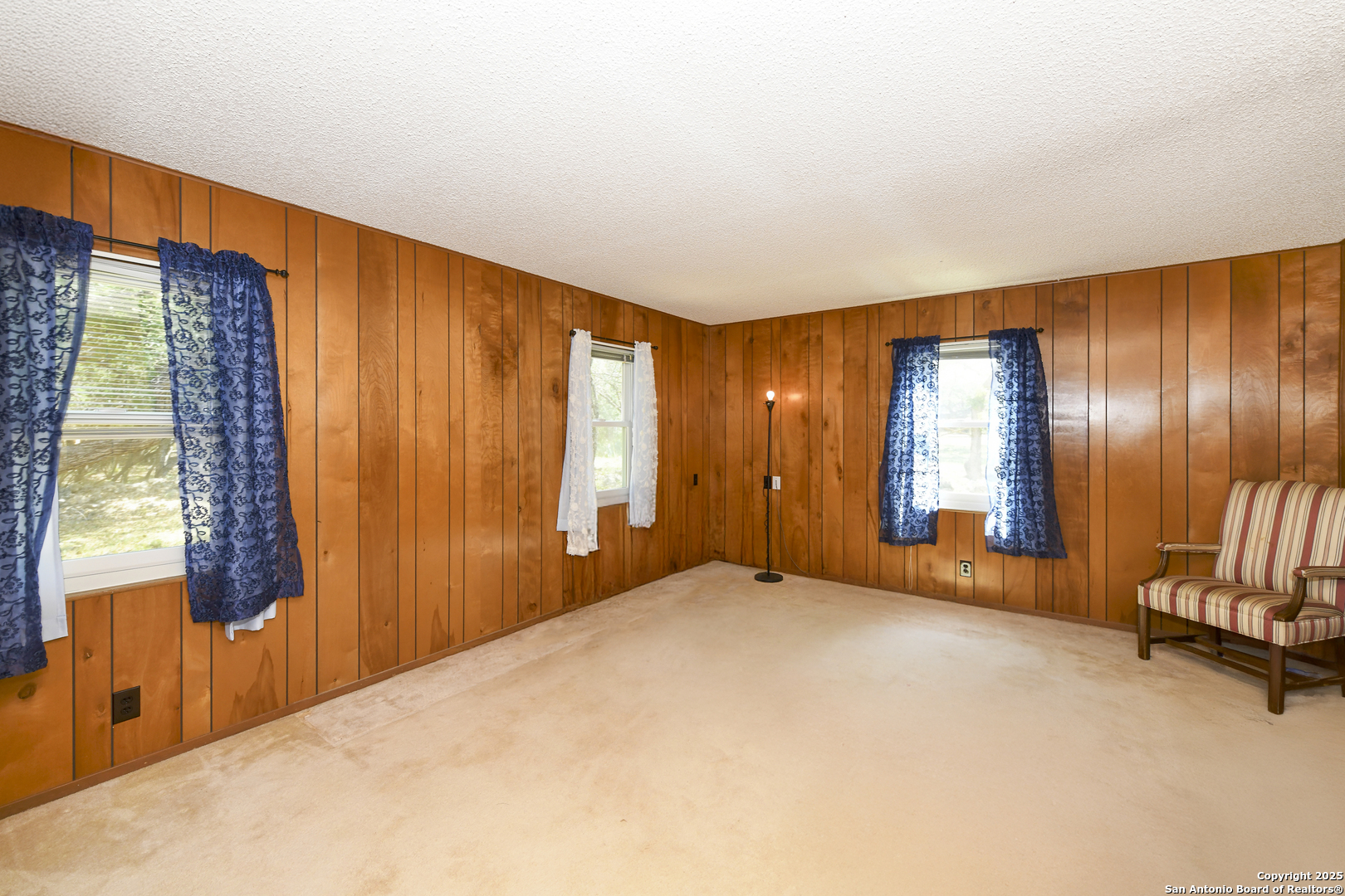 5803 Hollyhock San Antonio TX 78240