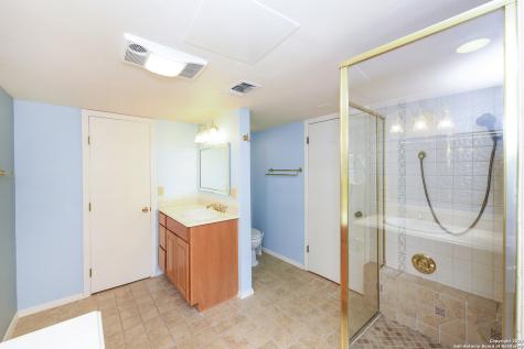 5803 Hollyhock San Antonio TX 78240