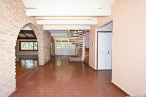 5803 Hollyhock San Antonio TX 78240