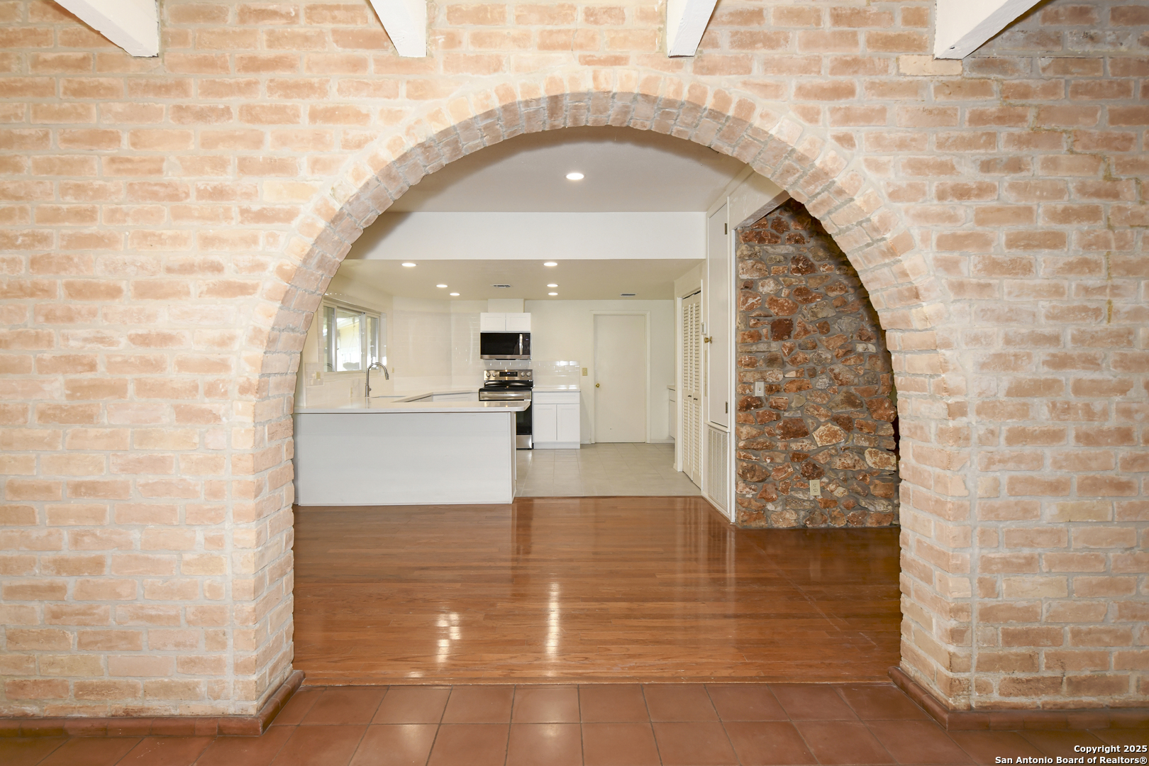 5803 Hollyhock San Antonio TX 78240
