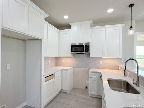 144 Camino Verde Court La Vernia TX 78121
