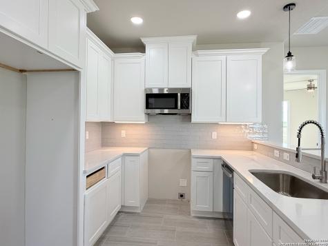 144 Camino Verde Court La Vernia TX 78121