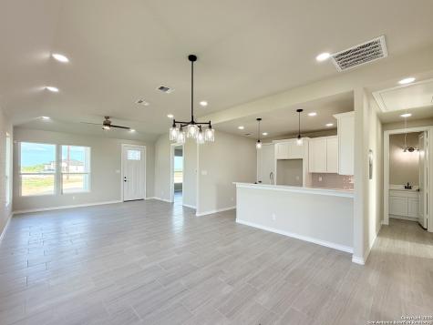 144 Camino Verde Court La Vernia TX 78121