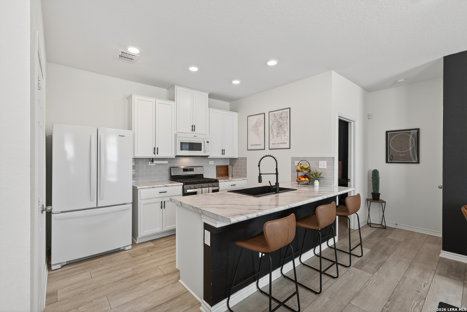 5008 Arrow Vista Marion TX 78124