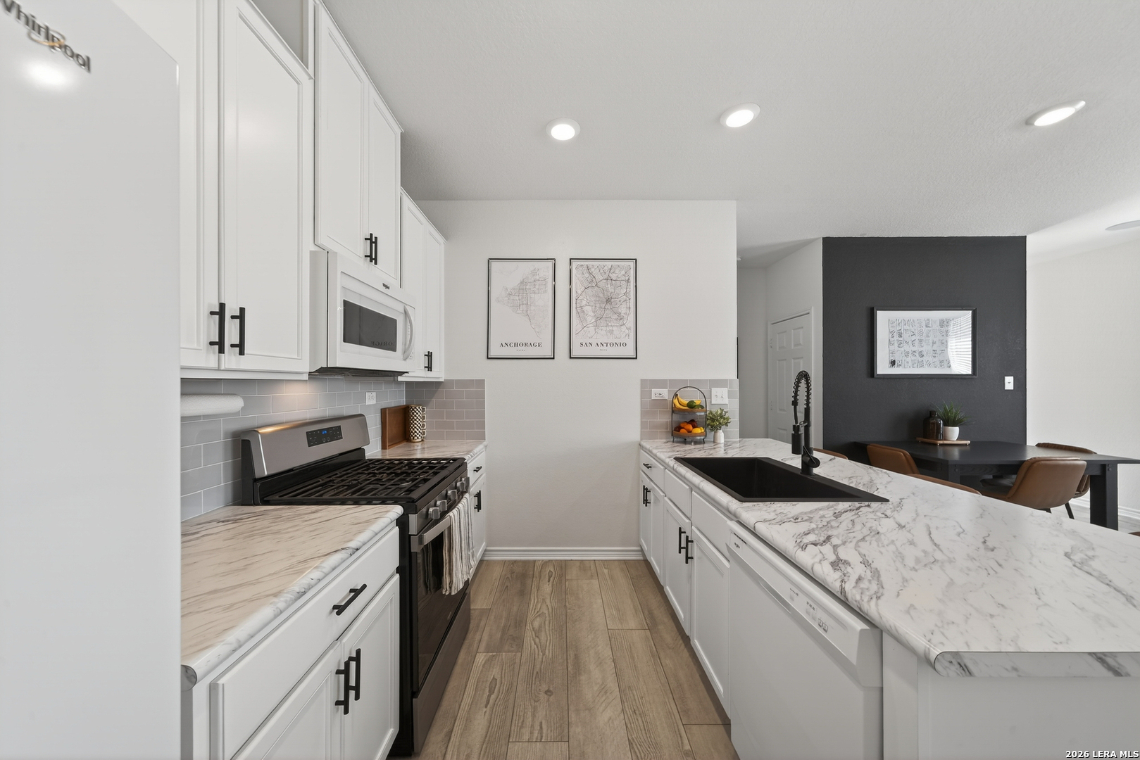 5008 Arrow Vista Marion TX 78124