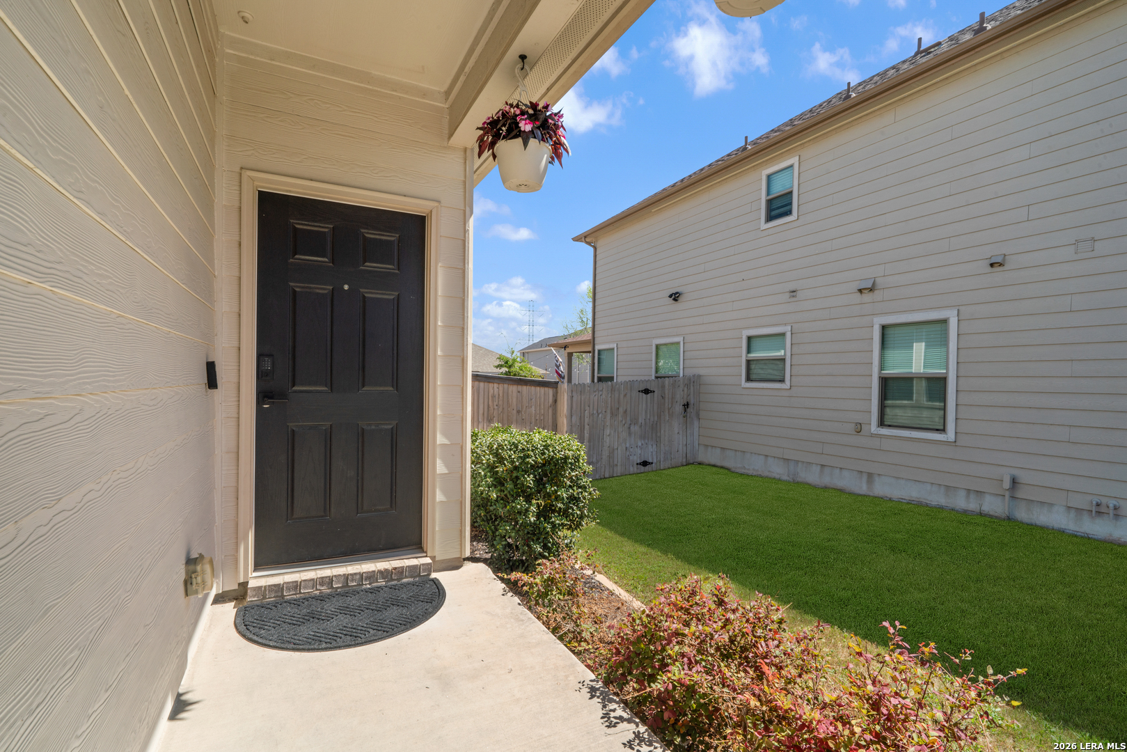 5008 Arrow Vista Marion TX 78124