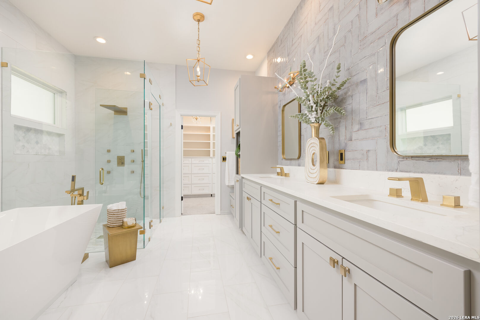 17 Burnham Glen San Antonio TX 78257