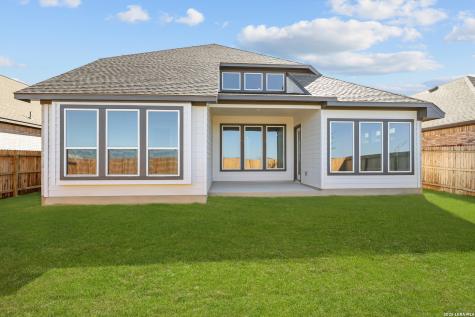 123 Heidi Hill Castroville TX 78009