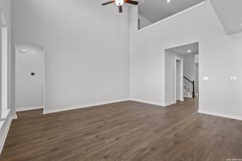 123 Heidi Hill Castroville TX 78009