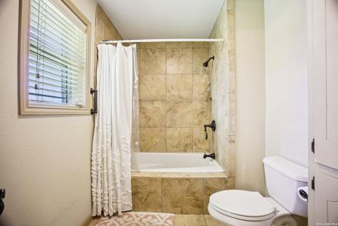 92 Westwood Kerrville TX 78028