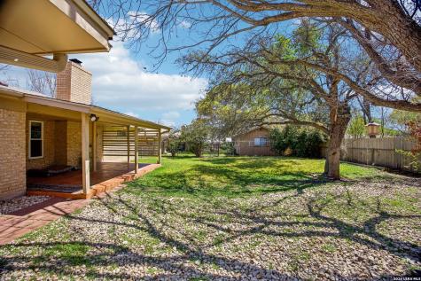 92 Westwood Kerrville TX 78028