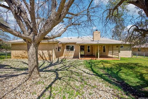 92 Westwood Kerrville TX 78028