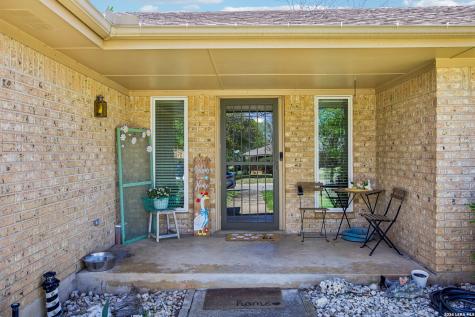 92 Westwood Kerrville TX 78028