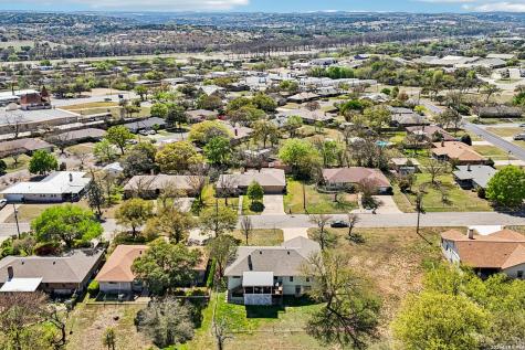 92 Westwood Kerrville TX 78028