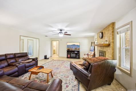 92 Westwood Kerrville TX 78028