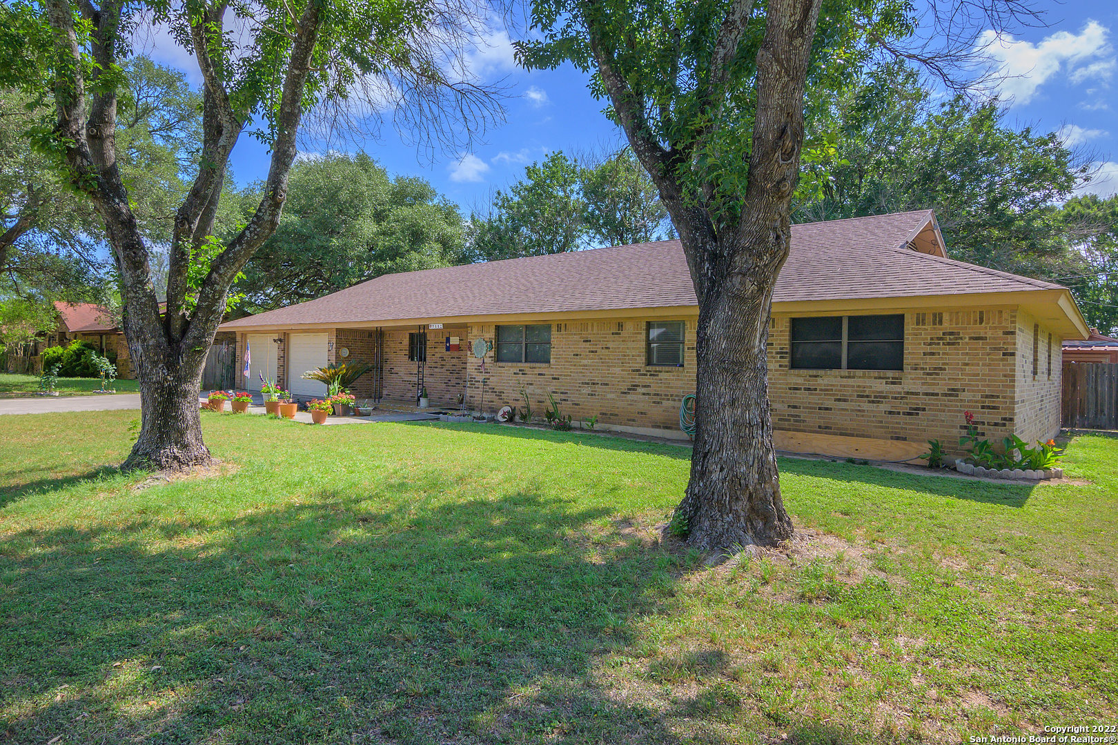 711 Elizabeth Seguin TX 78155