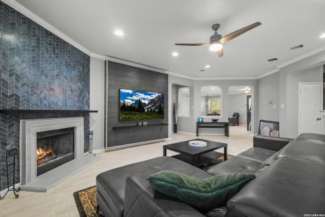 4618 Manitou Bay San Antonio TX 78259