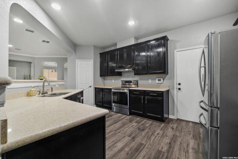 4618 Manitou Bay San Antonio TX 78259