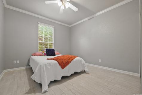 4618 Manitou Bay San Antonio TX 78259