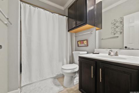 4618 Manitou Bay San Antonio TX 78259