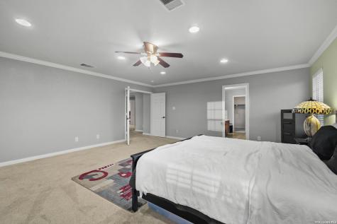 4618 Manitou Bay San Antonio TX 78259