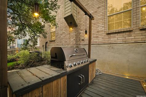 4618 Manitou Bay San Antonio TX 78259