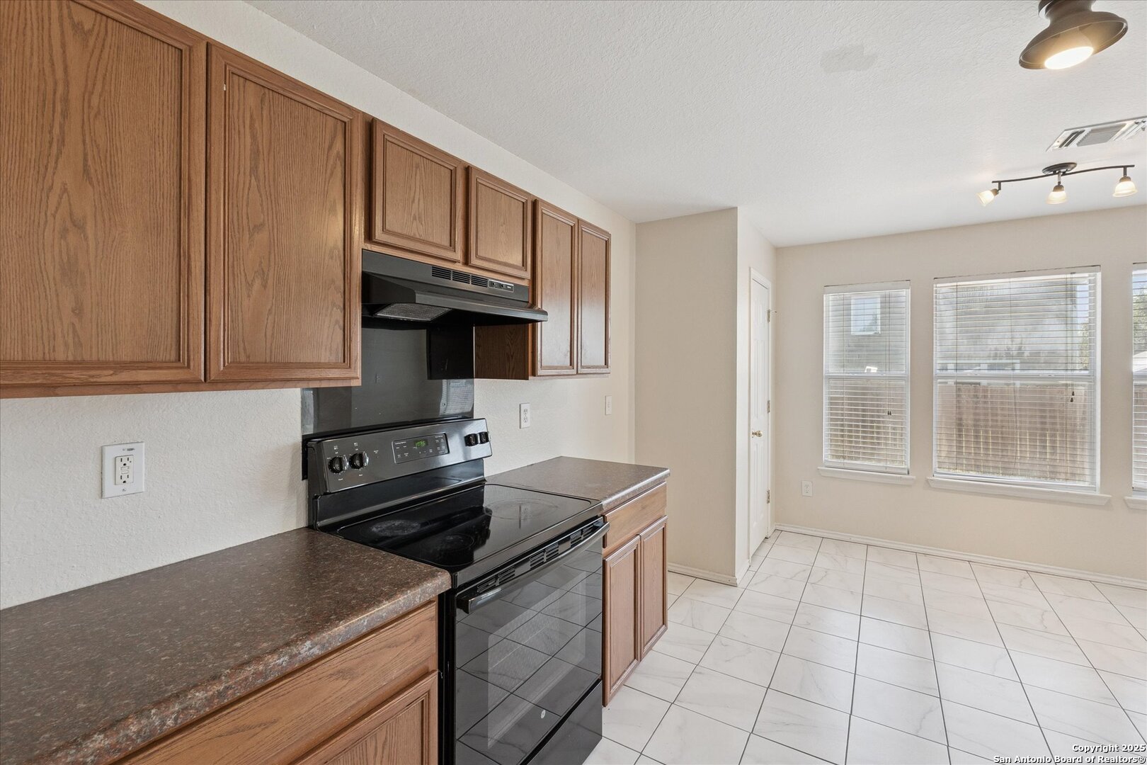 3436 Whisper Bluff Cibolo TX 78108