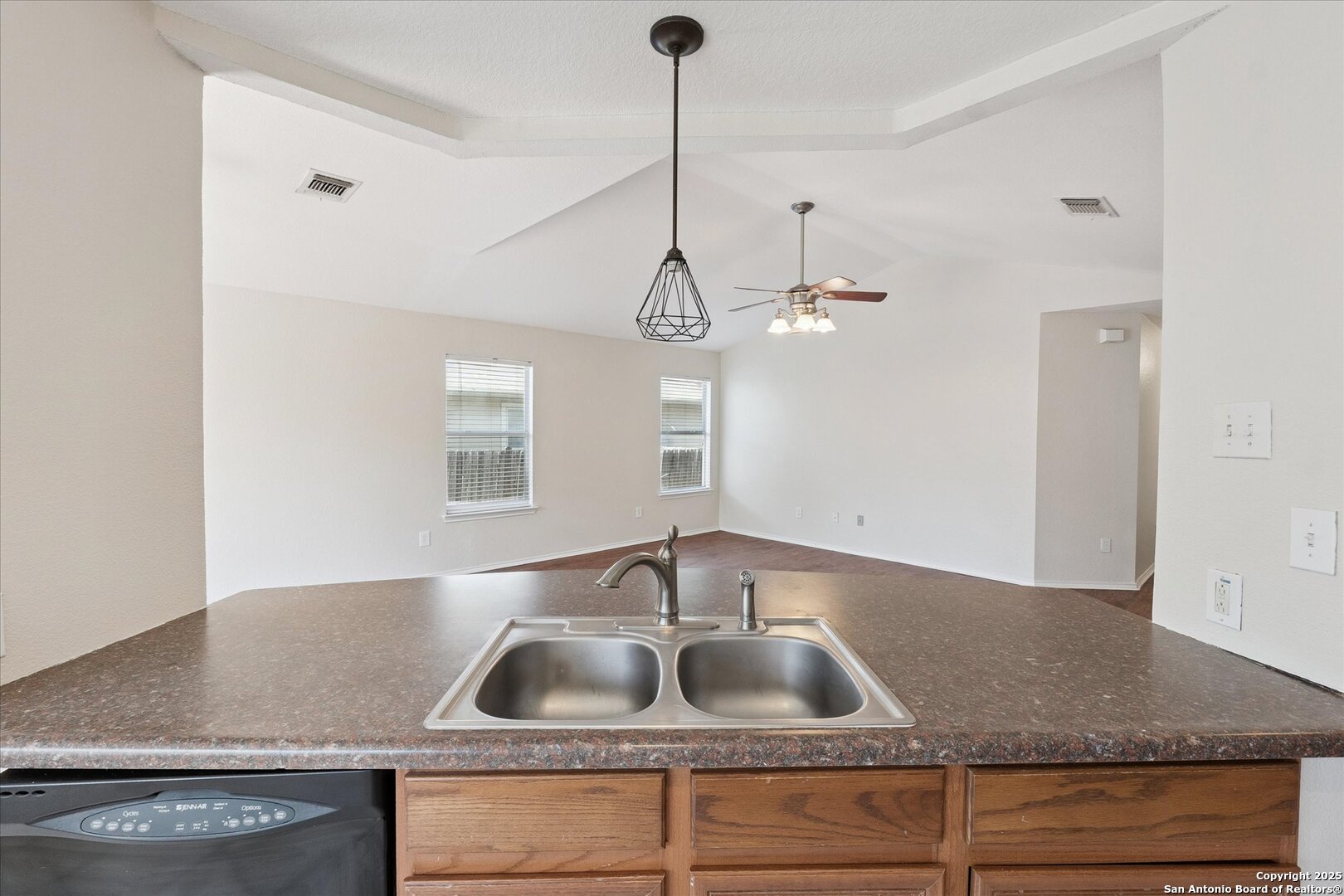 3436 Whisper Bluff Cibolo TX 78108