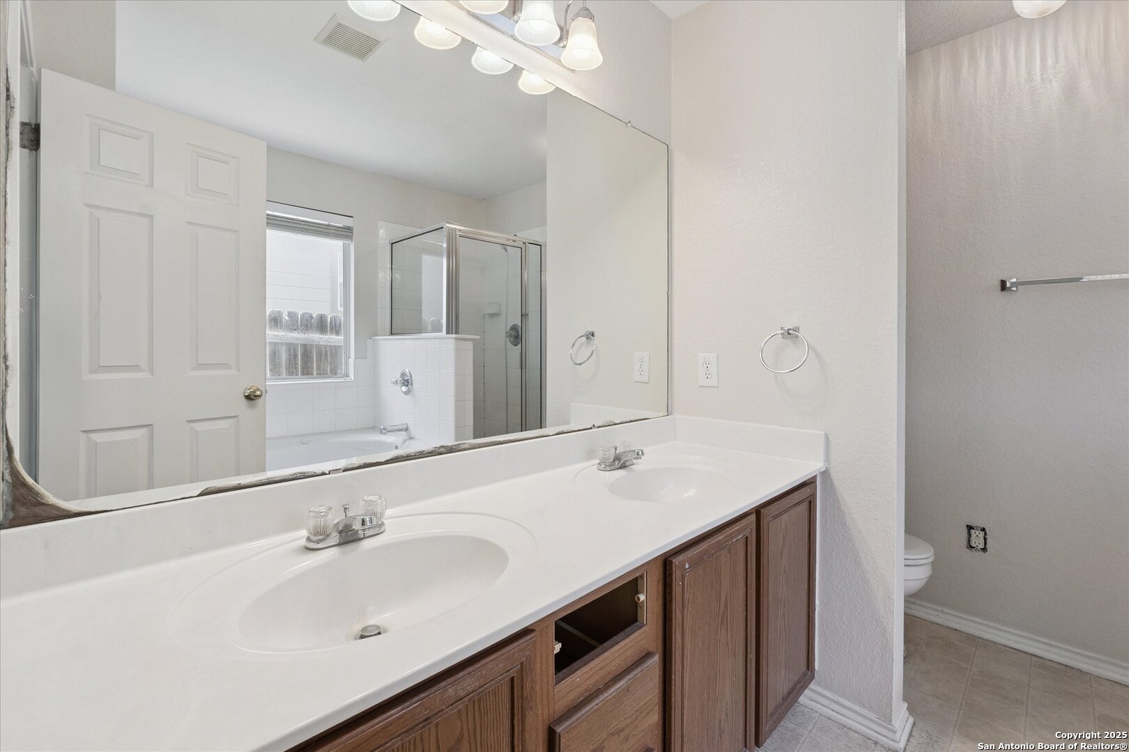 3436 Whisper Bluff Cibolo TX 78108