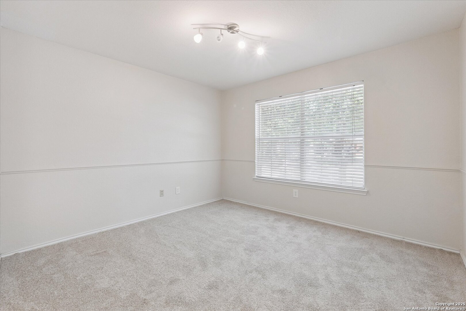 3436 Whisper Bluff Cibolo TX 78108