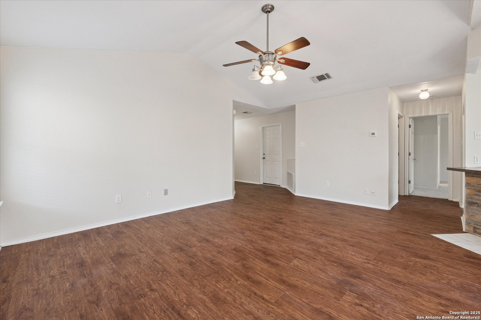3436 Whisper Bluff Cibolo TX 78108