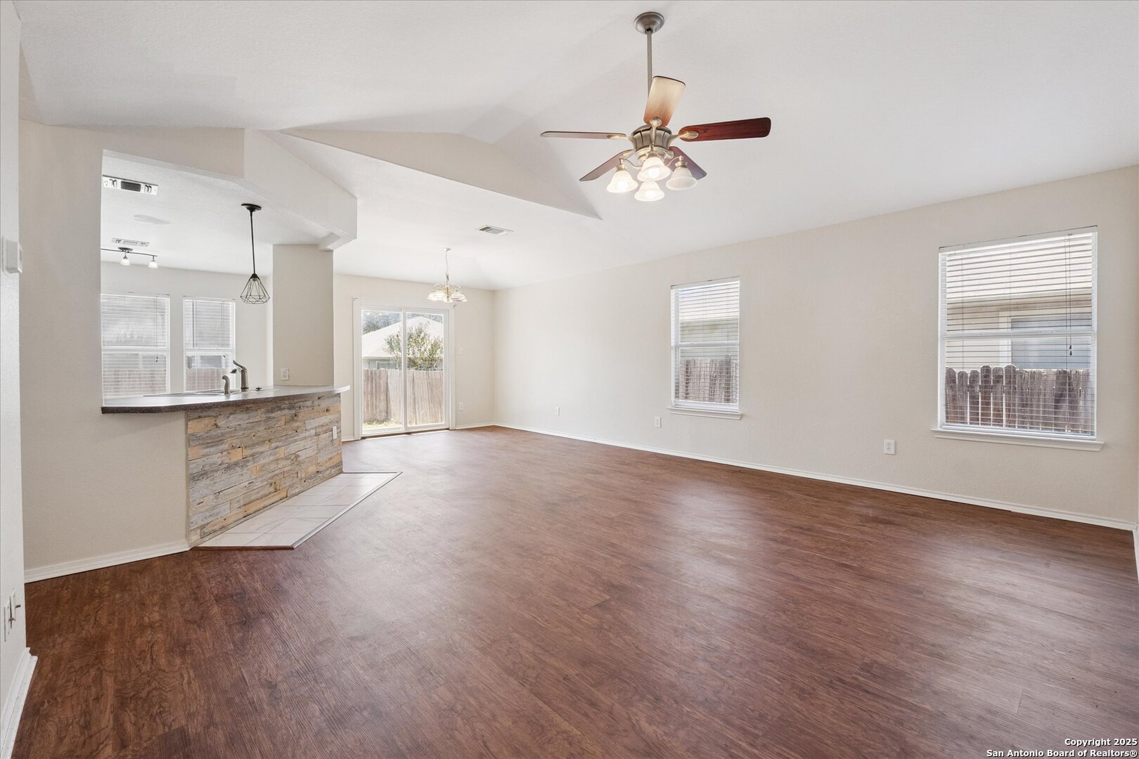 3436 Whisper Bluff Cibolo TX 78108