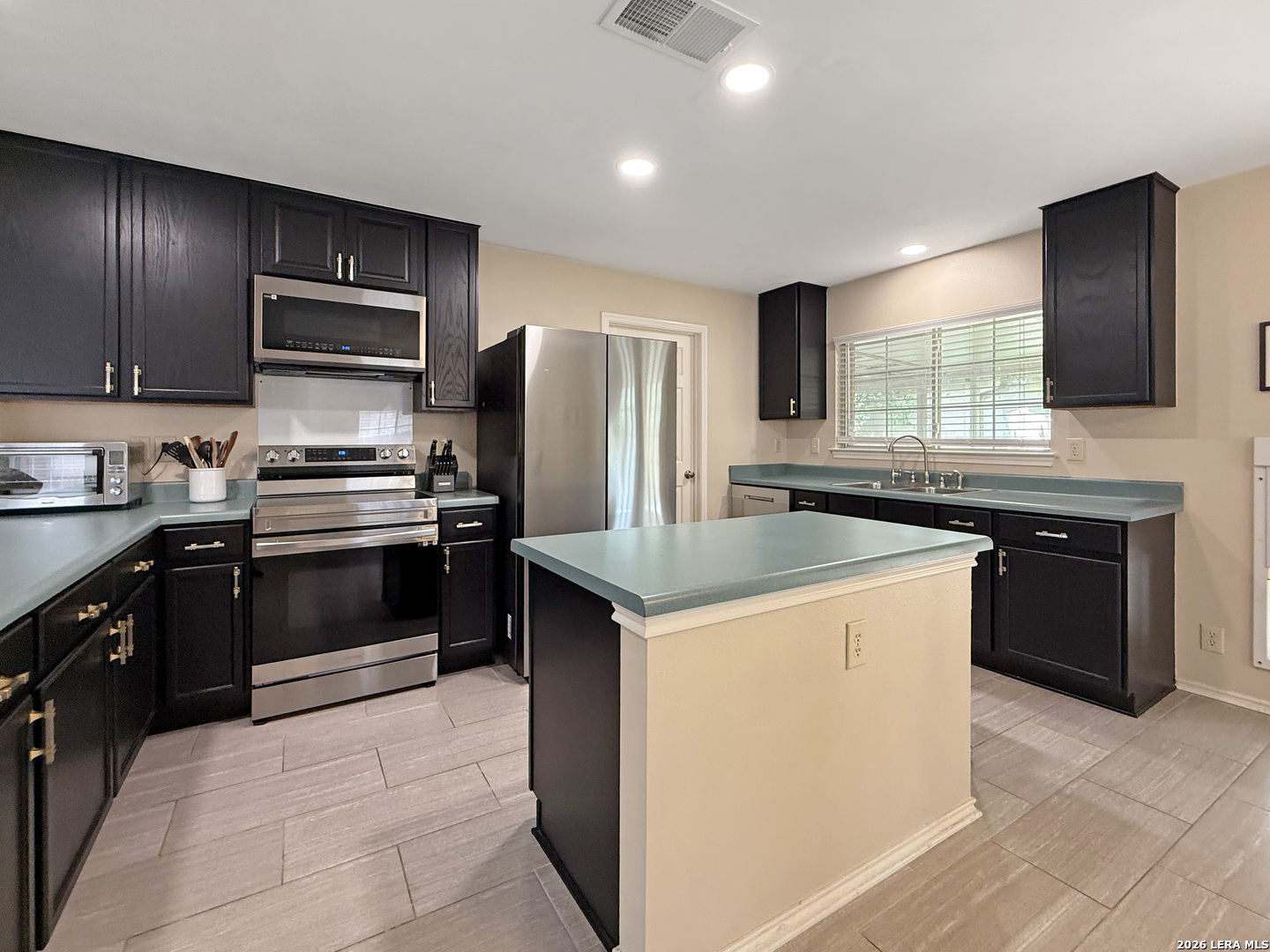 10306 Western Sun San Antonio TX 78240