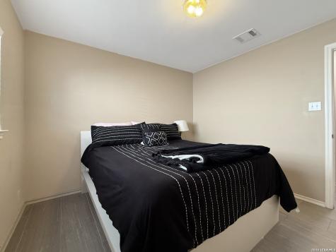 10306 Western Sun San Antonio TX 78240
