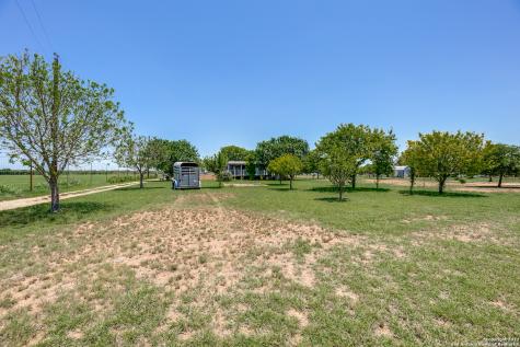 3368 State Highway 173 N Hondo TX 78861