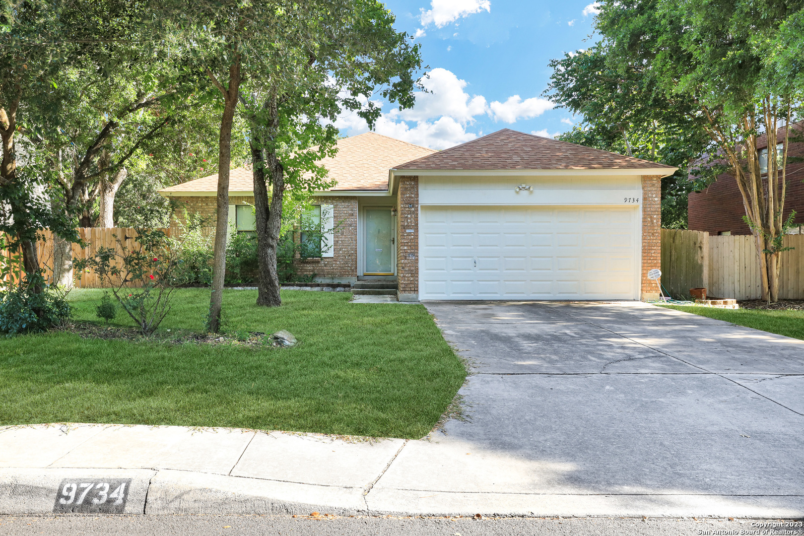 9734 Morningfield San Antonio TX 78250