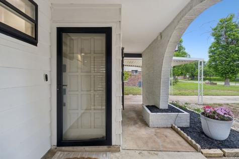 2035 Leesburg Street San Antonio TX 78220