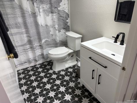 5935 Heather View San Antonio TX 78249