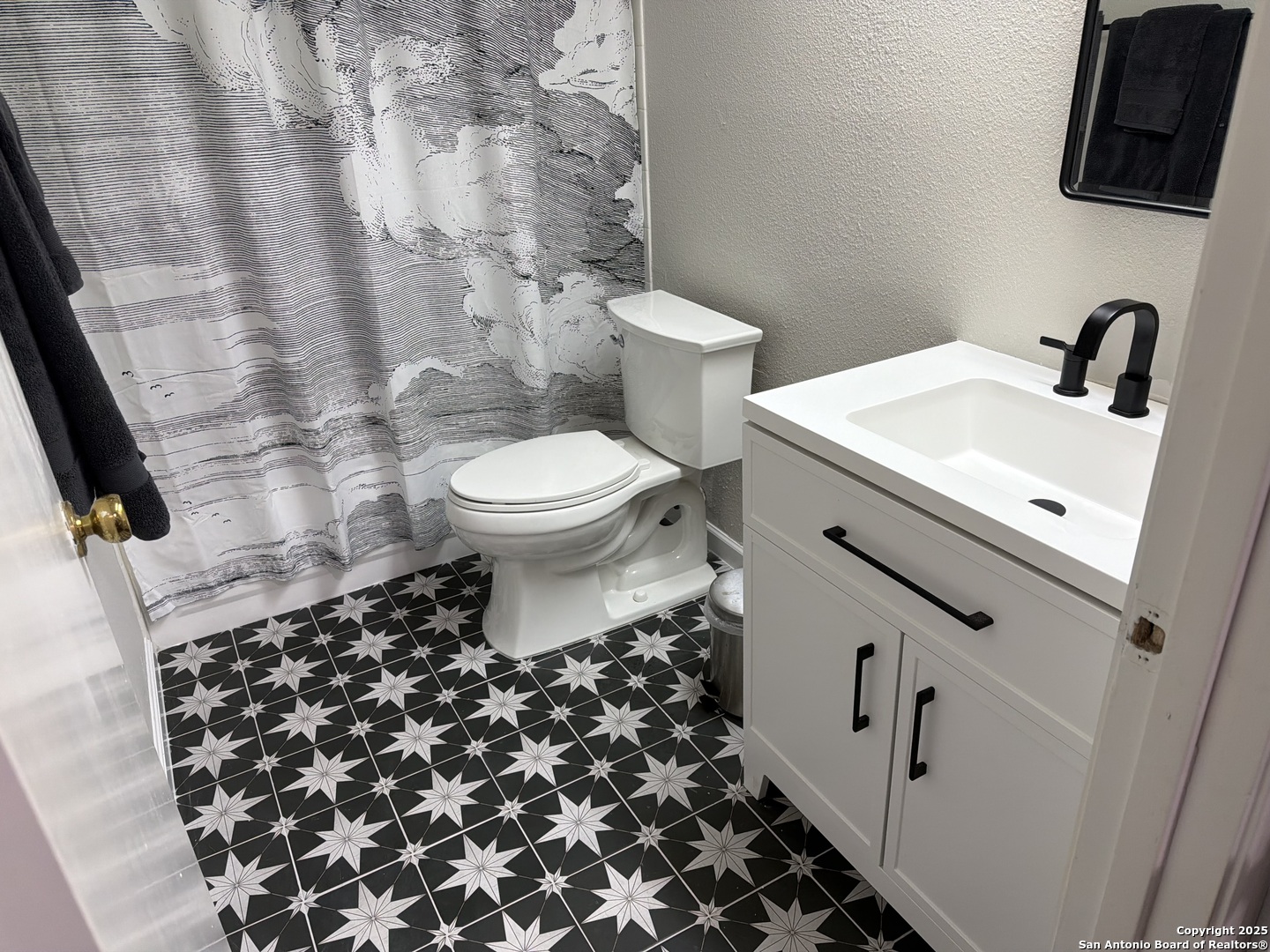 5935 Heather View San Antonio TX 78249