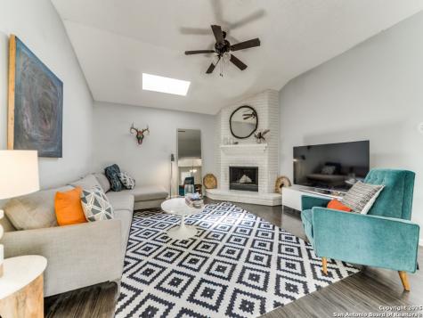 5935 Heather View San Antonio TX 78249