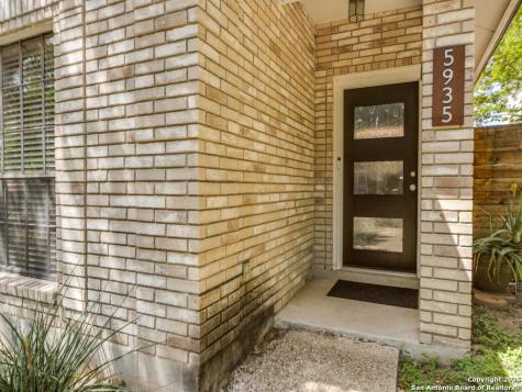 5935 Heather View San Antonio TX 78249