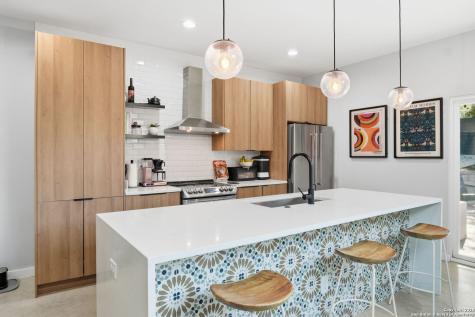 2106 Schley Avenue San Antonio TX 78210